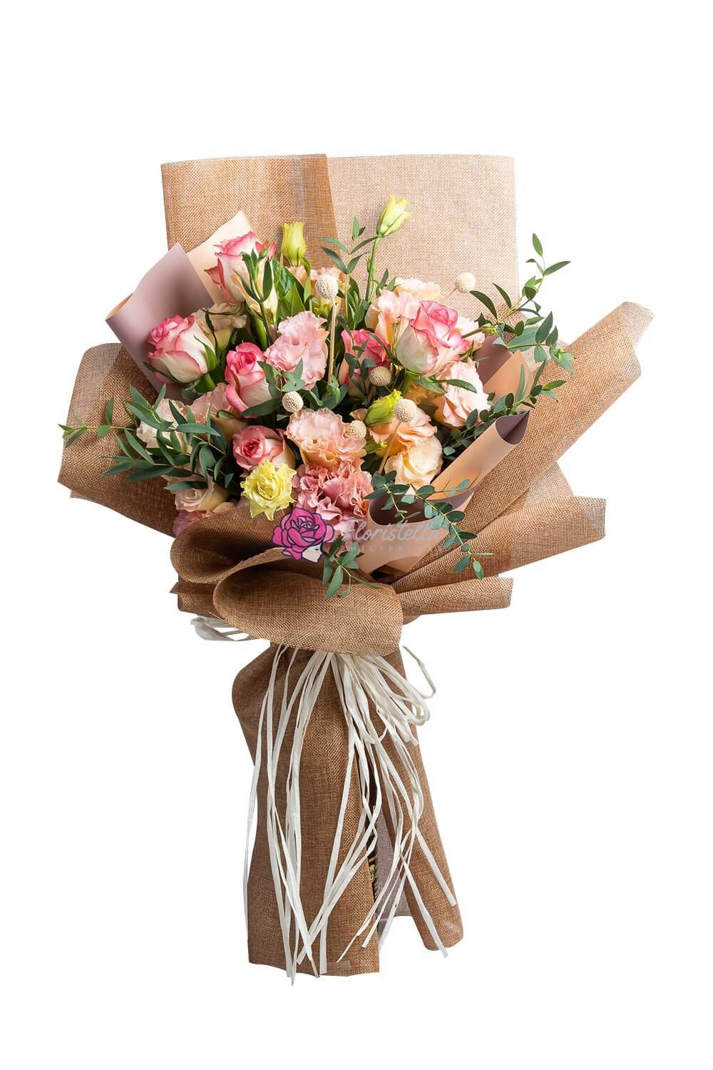 Soft pink and champagne lisianthus and roses bouquet — Esmeralde | Floristella