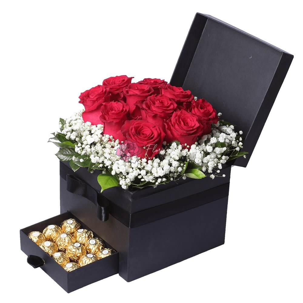 Kiss Me - Valentine's Day Bouquet - Floristella